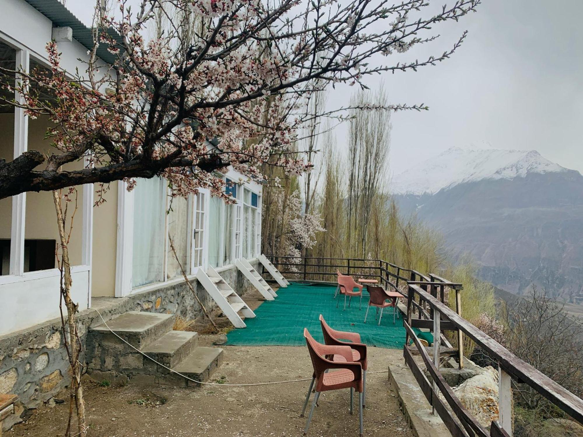 Venus Mountain Resort, Hunza Karimabad  Luaran gambar